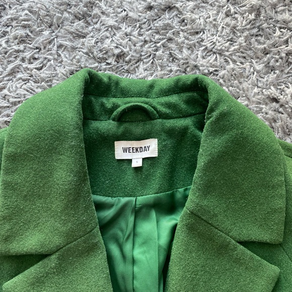 Weekday wool coat in bottle green - Picture 3 of 9